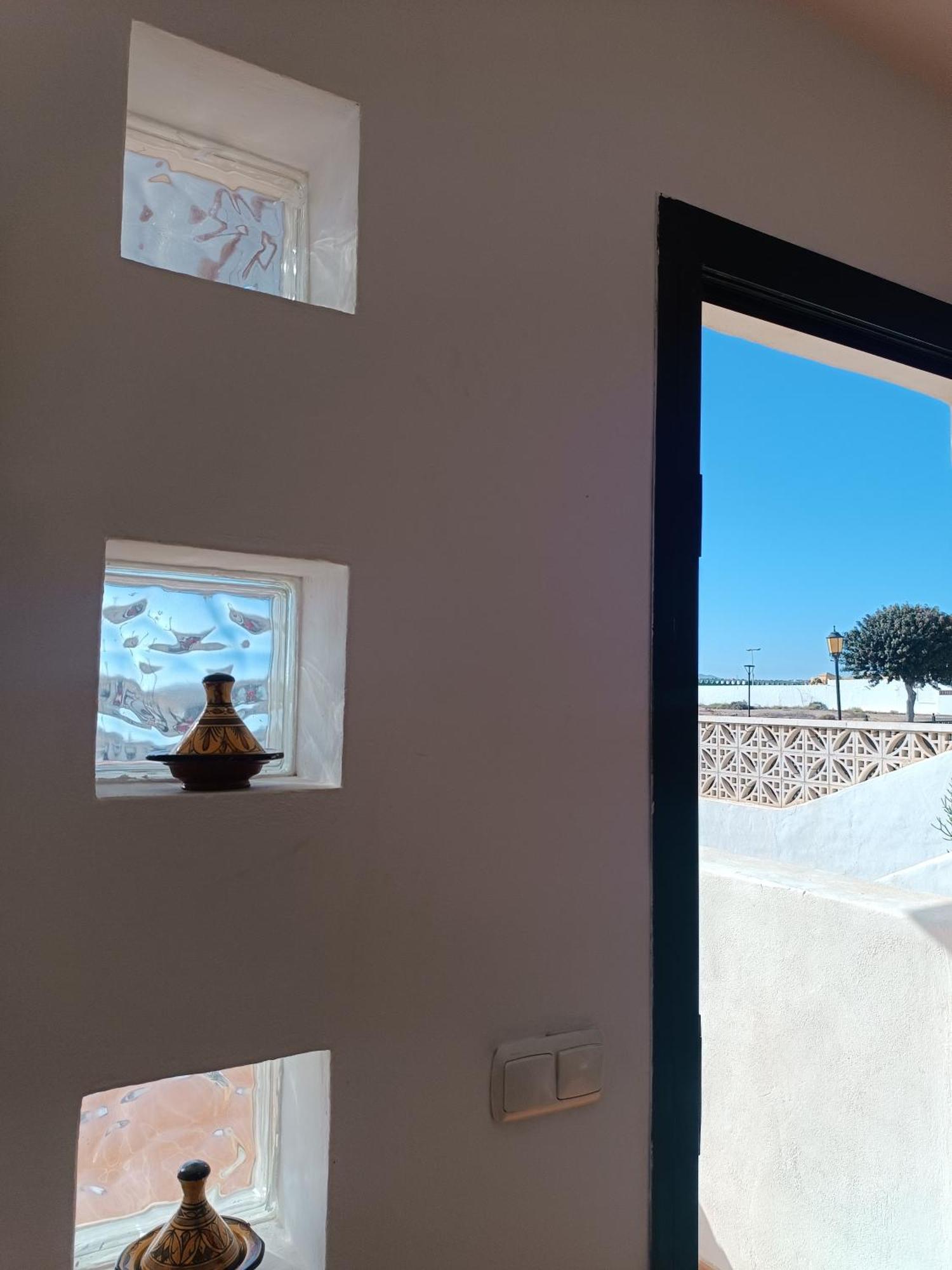 Hostel Moana Surf House Corralejo Zewnętrze zdjęcie